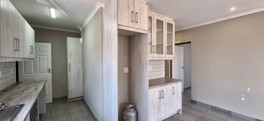 3 Bedroom Property for Sale in Albertinia Western Cape